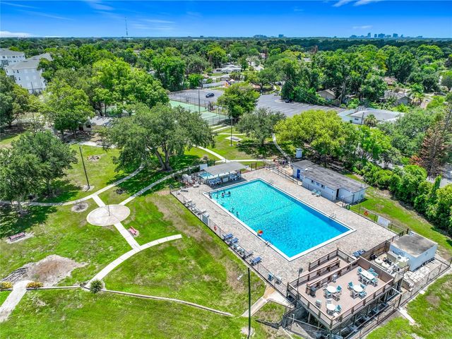 1534 LEEWAY AVENUE, Orlando, FL 32810
