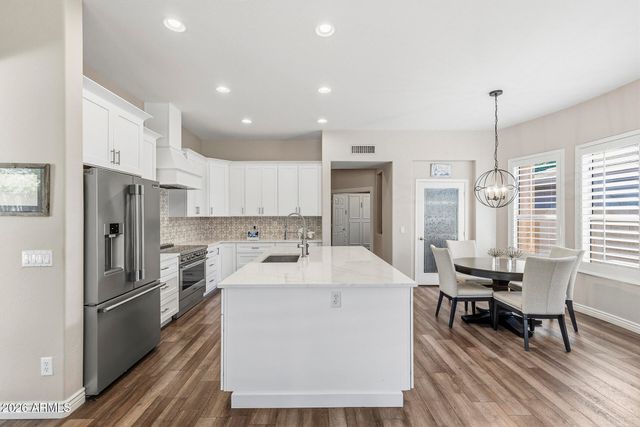 41014 N REPUBLIC Way, Anthem, AZ 85086