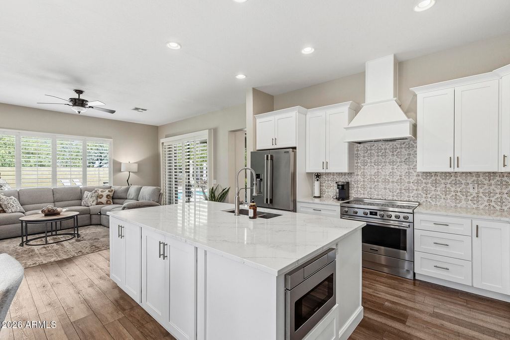 41014 N REPUBLIC Way, Anthem, AZ 85086 — photo 2