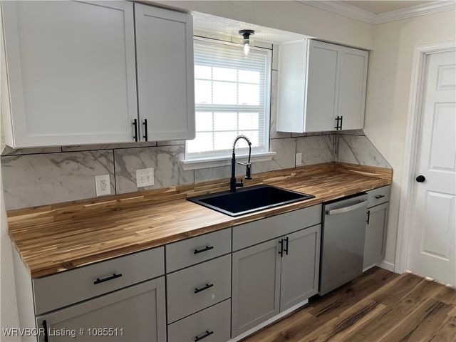 25737 Rock Jail Road, Bokoshe, OK 74930