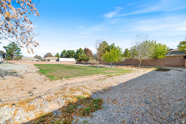 331 S 1230 W, Hurricane, UT 84737