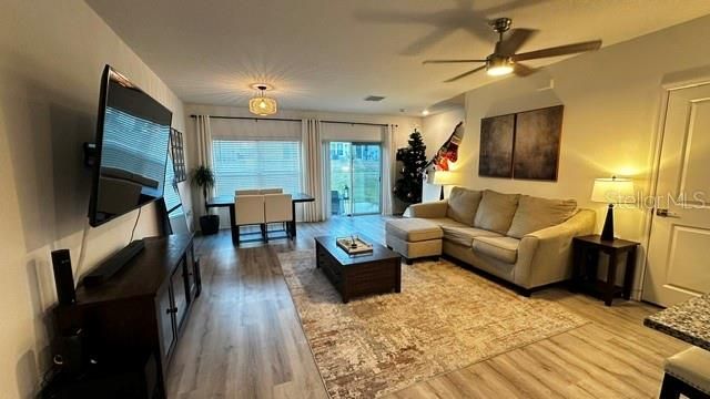 710 STONEY POINT CIRCLE, Davenport, FL 33896