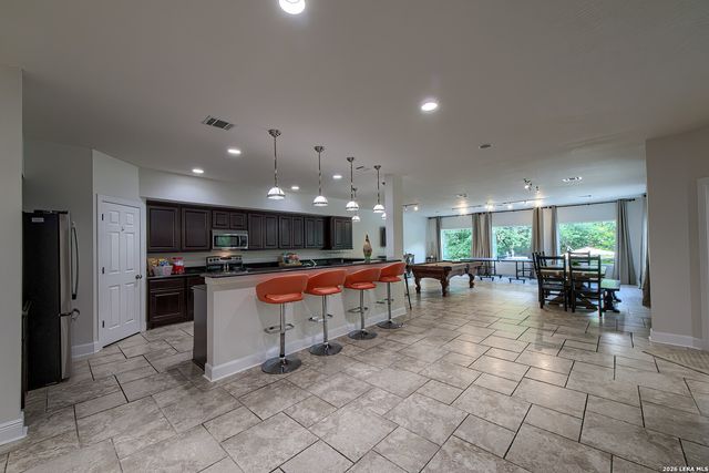 613 N ROLLING VW, San Antonio, TX 78253