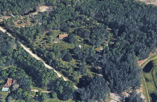 18563 60th Street N, Loxahatchee, FL 33470