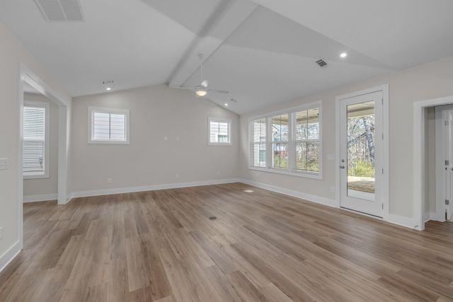 2592 Butlers Green Circle 9, Chattanooga, TN 37421