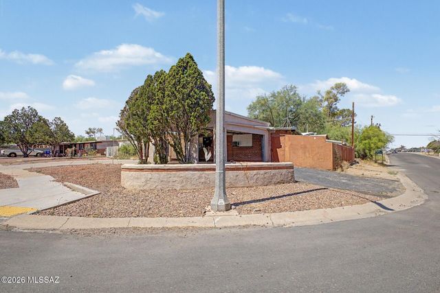 1934 S Avenida Planeta, Tucson, AZ 85710