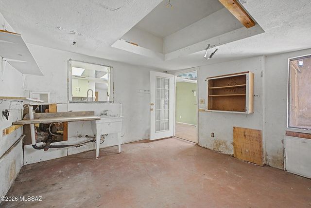1934 S Avenida Planeta, Tucson, AZ 85710