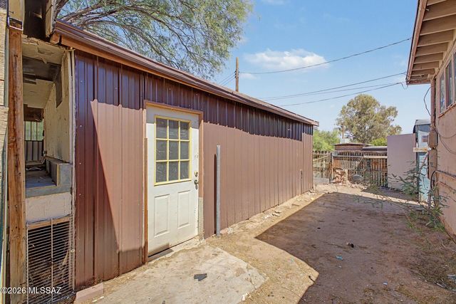 1934 S Avenida Planeta, Tucson, AZ 85710