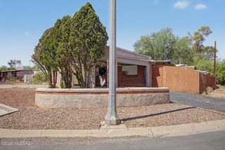 1934 S Avenida Planeta, Tucson, AZ 85710