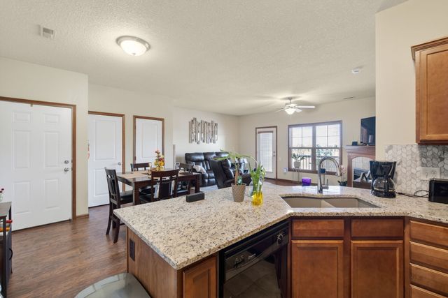 2506 NE Oak Drive 2, Ankeny, IA 50021