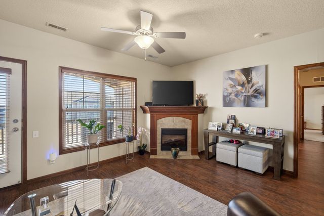 2506 NE Oak Drive 2, Ankeny, IA 50021