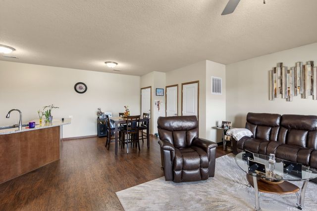 2506 NE Oak Drive 2, Ankeny, IA 50021