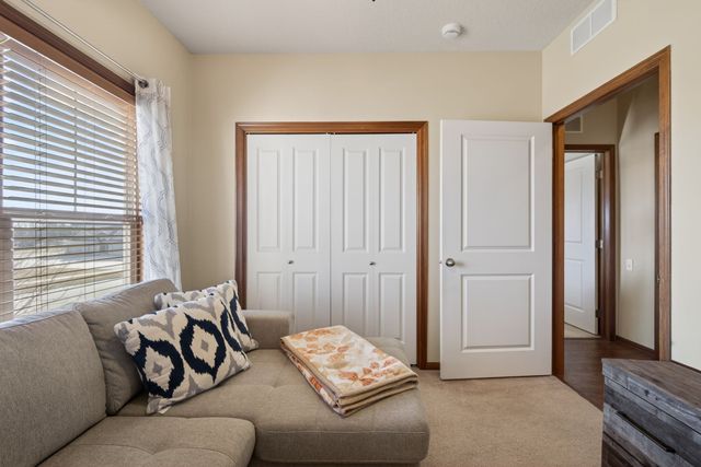 2506 NE Oak Drive 2, Ankeny, IA 50021