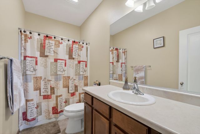 2506 NE Oak Drive 2, Ankeny, IA 50021