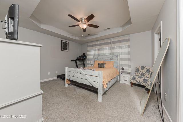 604 Coral Reef Court, Sneads Ferry, NC 28460