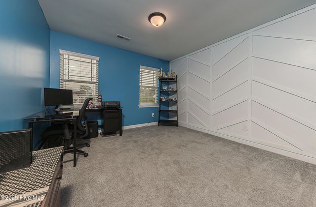 604 Coral Reef Court, Sneads Ferry, NC 28460