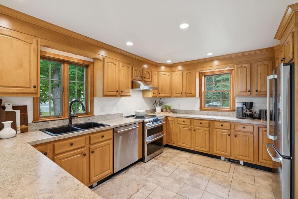 12 Harrison Circle, Auburn, ME 04210 — photo 2