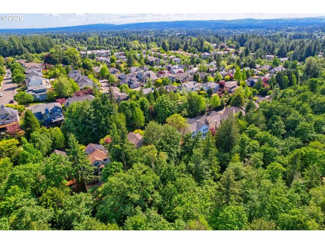 9663 Nw RANDALL Ln, Portland, OR 97229