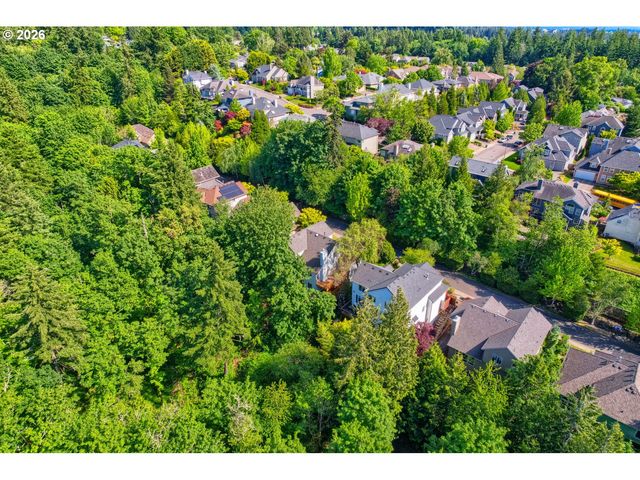 9663 Nw RANDALL Ln, Portland, OR 97229