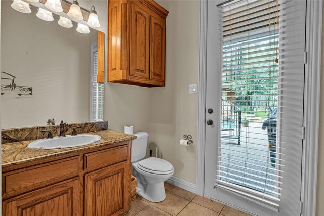 140 Eagles Peak Lane, Double Oak, TX 75077