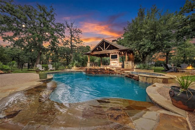 140 Eagles Peak Lane, Double Oak, TX 75077