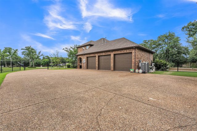 140 Eagles Peak Lane, Double Oak, TX 75077