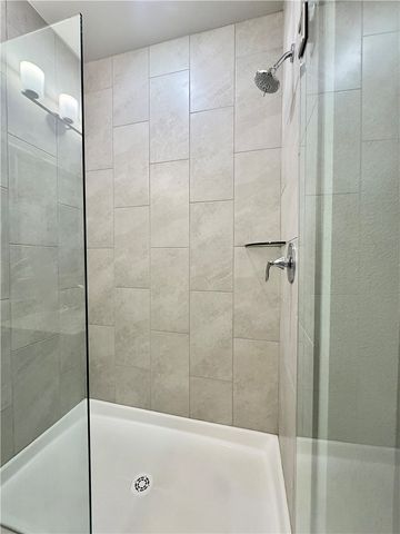 832 NE Heights Lane, Bentonville, AR 72712