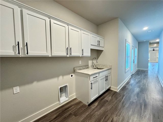 832 NE Heights Lane, Bentonville, AR 72712