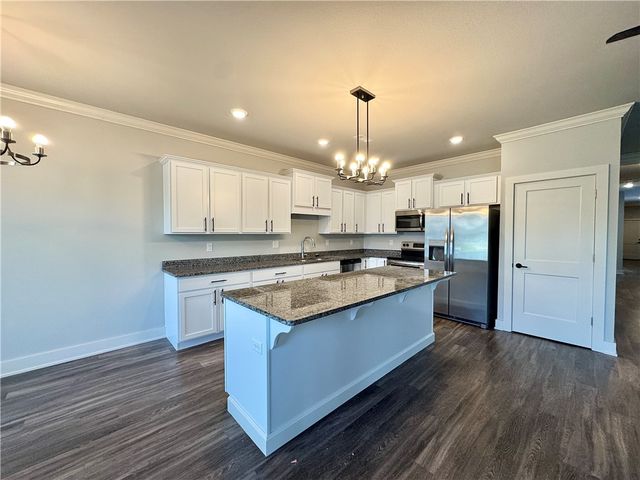 832 NE Heights Lane, Bentonville, AR 72712