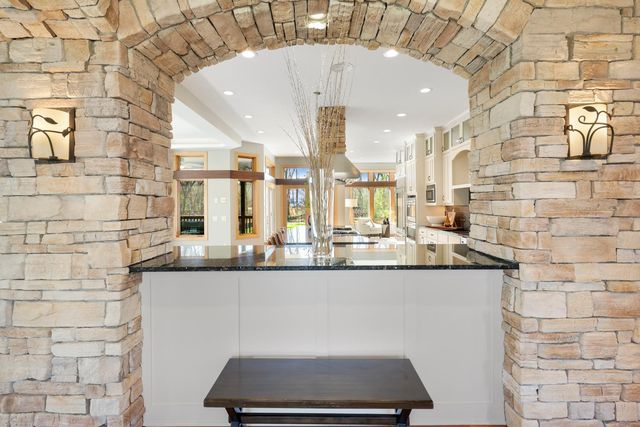 9401 Elm Court, Prior Lake, MN 55372