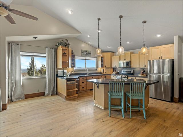 527 E 3575 N, North Ogden, UT 84414