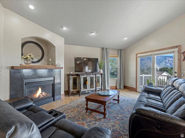 527 E 3575 N, North Ogden, UT 84414