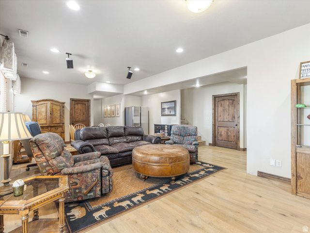 527 E 3575 N, North Ogden, UT 84414