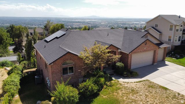 527 E 3575 N, North Ogden, UT 84414