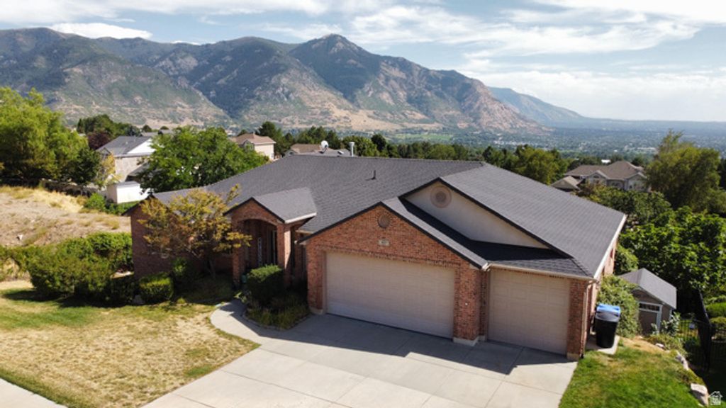 527 E 3575 N, North Ogden, UT 84414