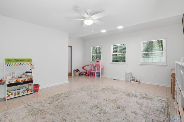 1100 Summerwood Circle SE, Huntsville, AL 35803