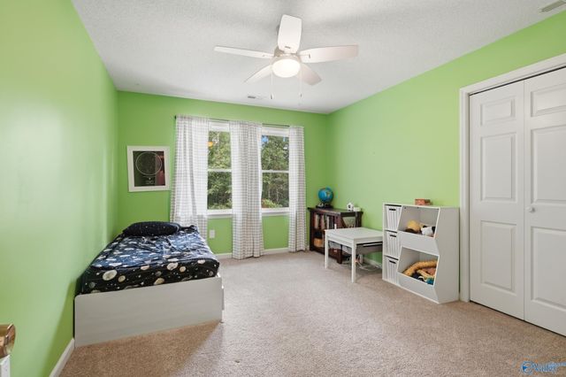 1100 Summerwood Circle SE, Huntsville, AL 35803