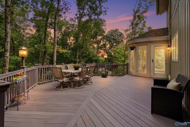 1100 Summerwood Circle SE, Huntsville, AL 35803