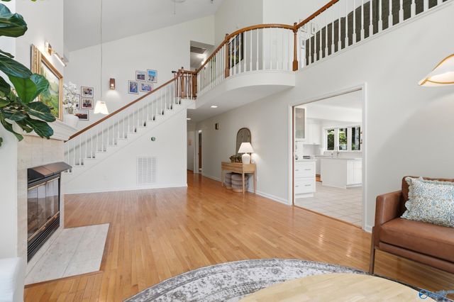 1100 Summerwood Circle SE, Huntsville, AL 35803