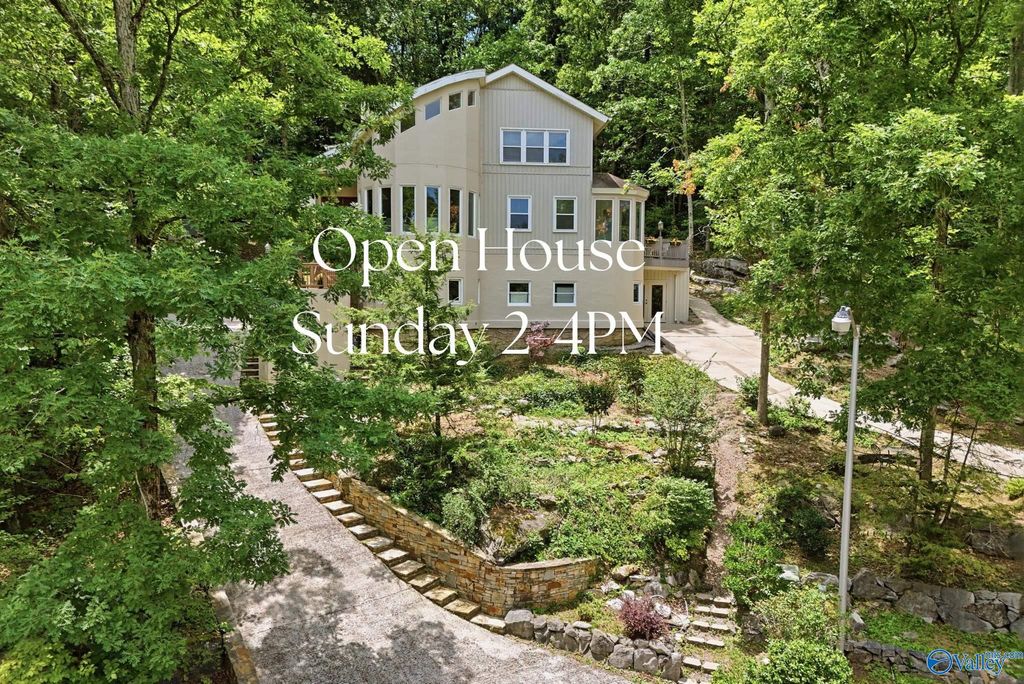 1100 Summerwood Circle SE, Huntsville, AL 35803