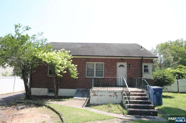 142 Orange Street, Englewood, NJ 07631
