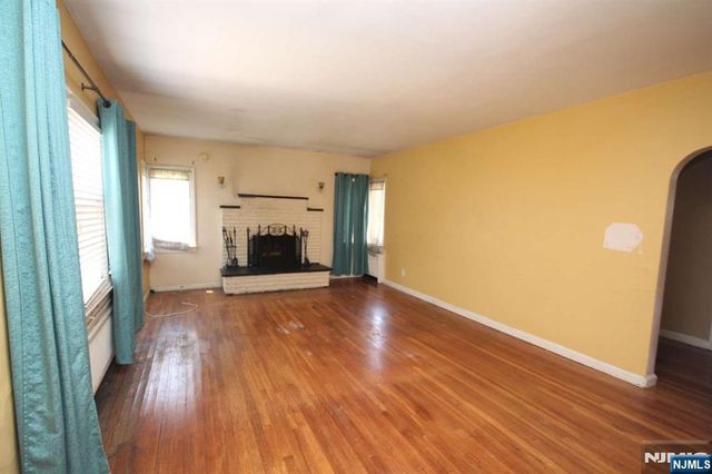 142 Orange Street, Englewood, NJ 07631