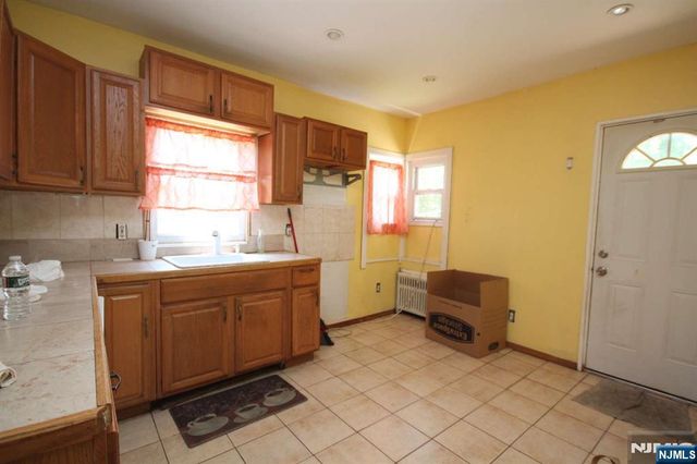 142 Orange Street, Englewood, NJ 07631