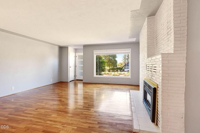 101 Greenway Drive, Medford, OR 97504