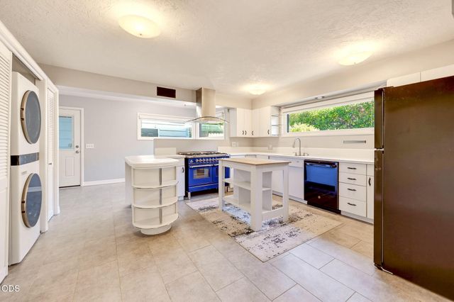 101 Greenway Drive, Medford, OR 97504
