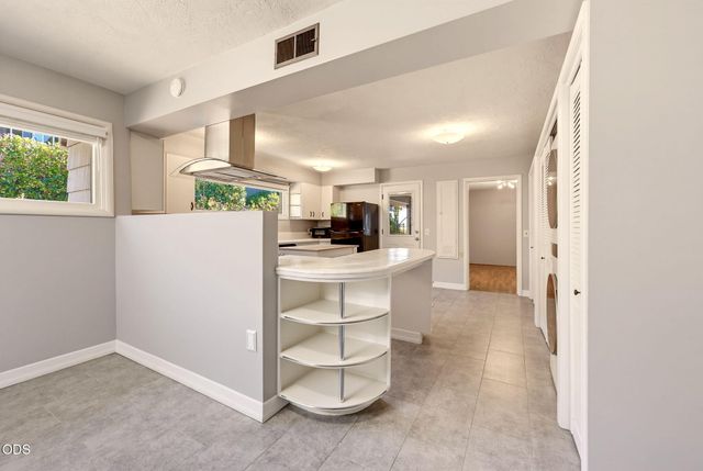 101 Greenway Drive, Medford, OR 97504