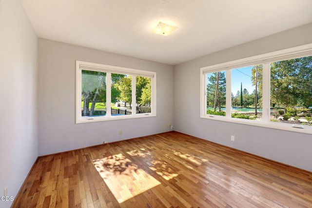 101 Greenway Drive, Medford, OR 97504