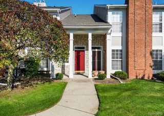 4043 Berkshire Drive, Sterling Heights, MI 48314