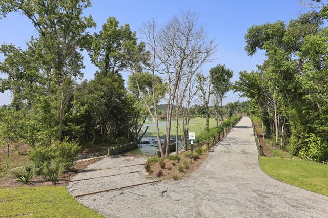 223 Beebalm Lane, Moncks Corner, SC 29461