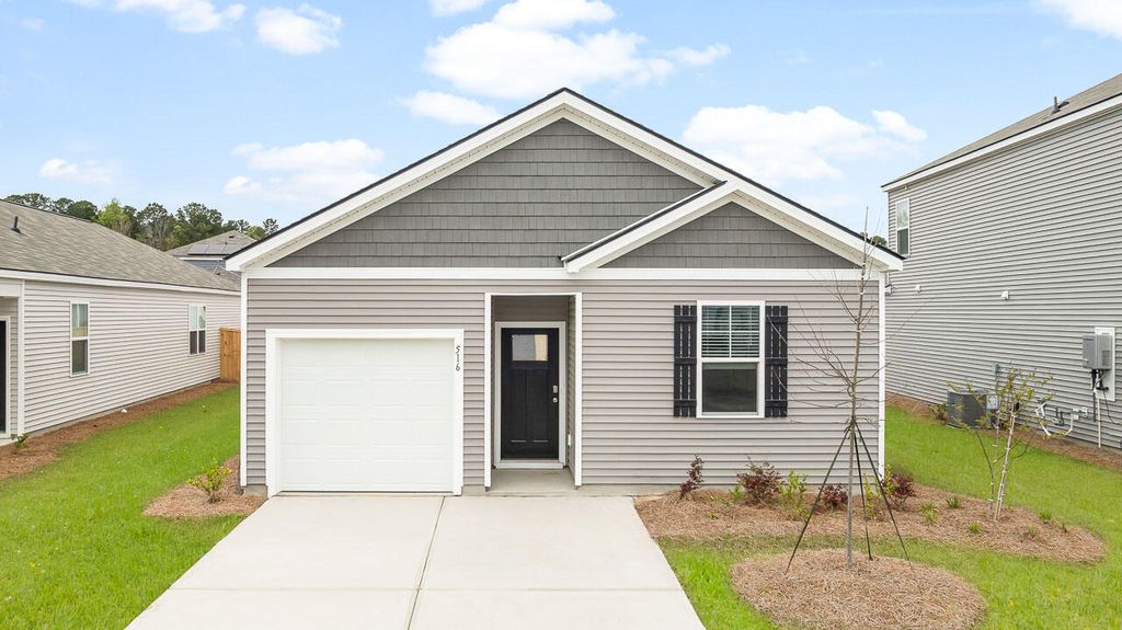 223 Beebalm Lane, Moncks Corner, SC 29461